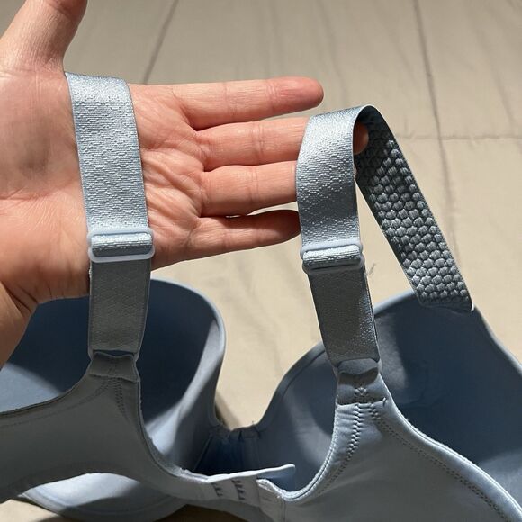 Vanity Fair Underwire Full Coverage Light Blue Lace Bra Womens Size 42D - Picture 8 of 14